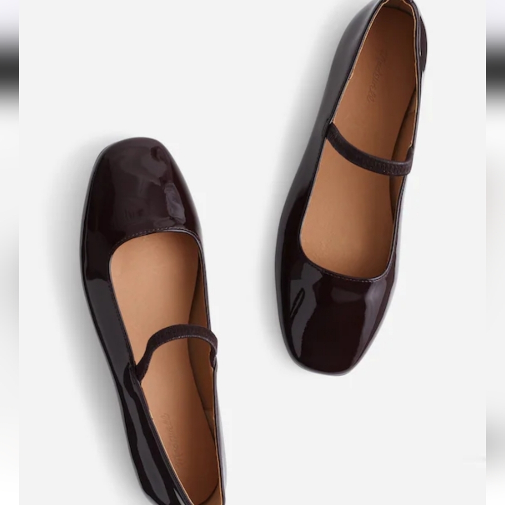 Madewell The Greta Ballet Flat in Patent Leather - Dark Plum